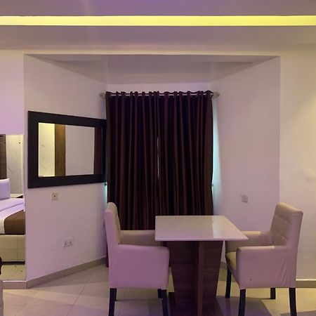 Presken Hotel @Oniru Lagos Esterno foto
