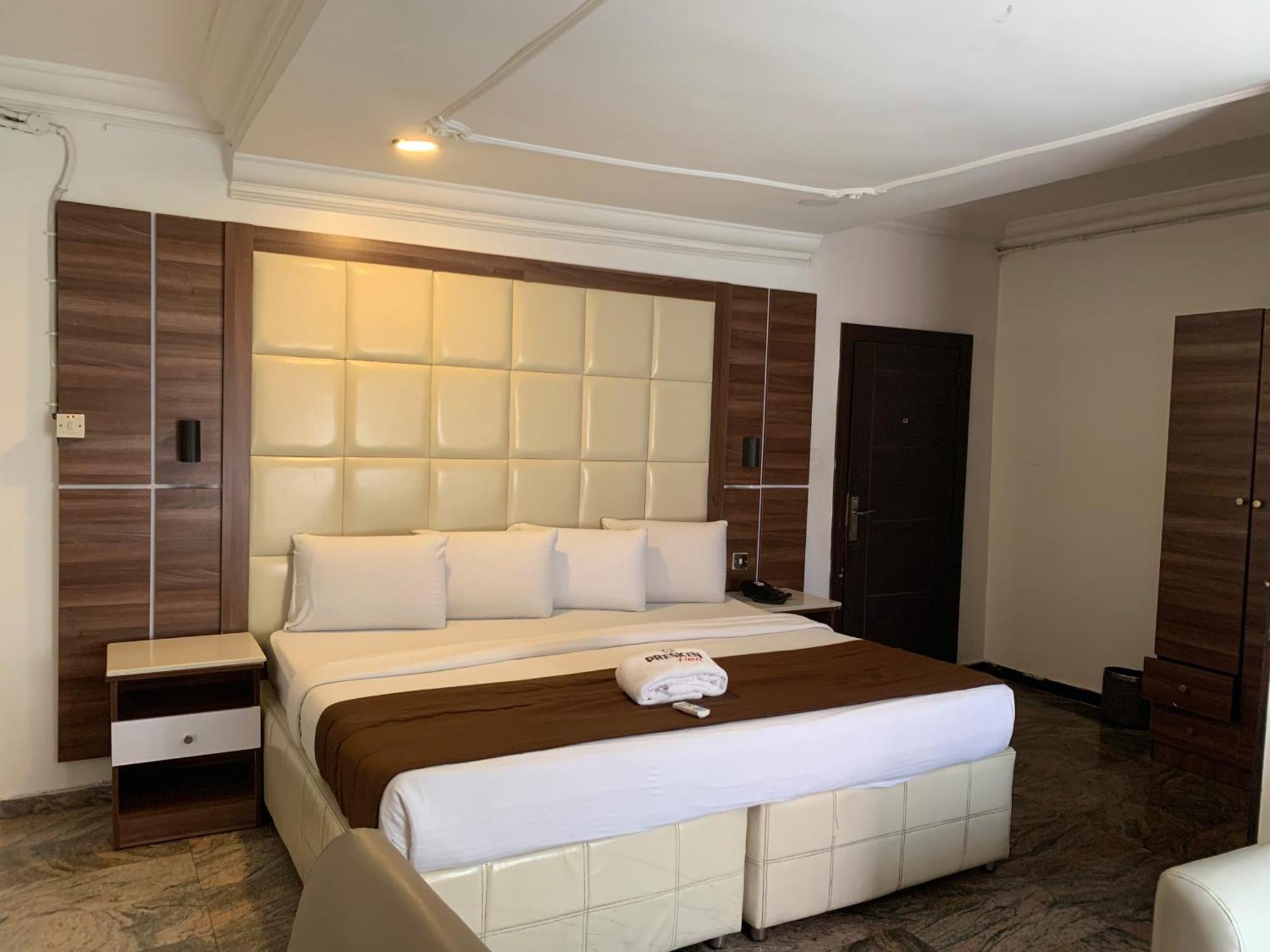 Presken Hotel @Oniru Lagos Esterno foto