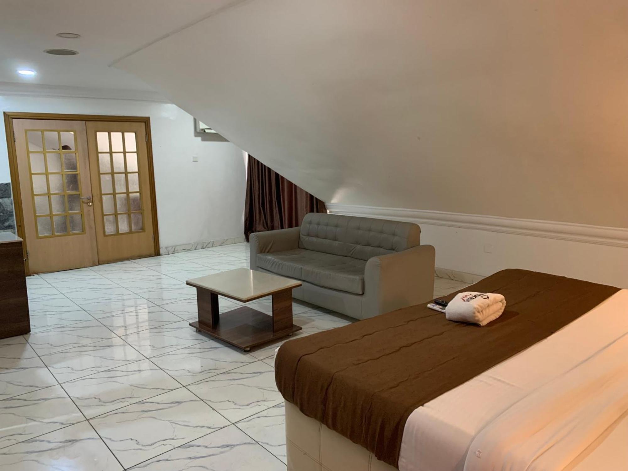 Presken Hotel @Oniru Lagos Esterno foto